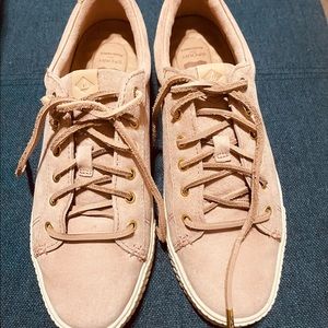Womens suede Sperry sneakers